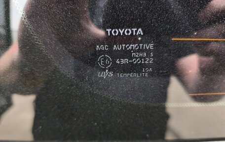 Toyota Land Cruiser Prado 150 рестайлинг 2, 2010 год, 2 518 000 рублей, 10 фотография