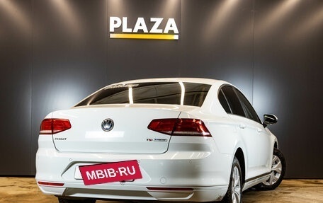 Volkswagen Passat B8 рестайлинг, 2016 год, 1 699 000 рублей, 4 фотография