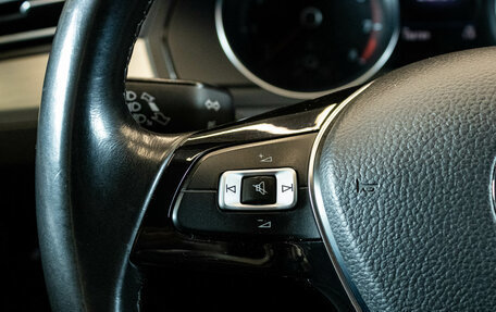 Volkswagen Passat B8 рестайлинг, 2016 год, 1 699 000 рублей, 15 фотография