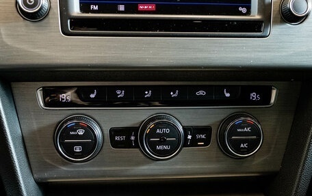 Volkswagen Passat B8 рестайлинг, 2016 год, 1 699 000 рублей, 19 фотография