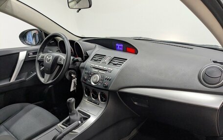 Mazda 3, 2011 год, 950 000 рублей, 15 фотография