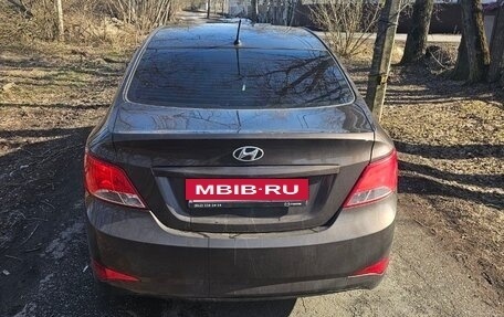 Hyundai Solaris II рестайлинг, 2016 год, 515 000 рублей, 3 фотография