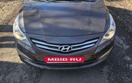 Hyundai Solaris II рестайлинг, 2016 год, 515 000 рублей, 2 фотография