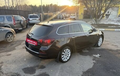 Opel Astra J, 2013 год, 690 000 рублей, 2 фотография