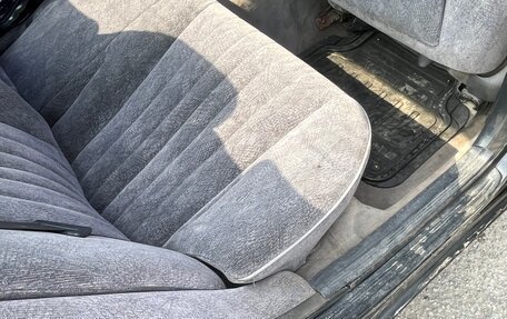 Toyota Crown Majesta, 1993 год, 10 фотография