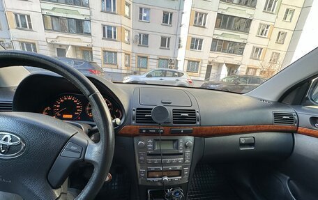 Toyota Avensis III рестайлинг, 2007 год, 750 000 рублей, 19 фотография