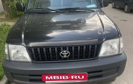 Toyota Land Cruiser Prado 90 рестайлинг, 2000 год, 1 100 000 рублей, 2 фотография