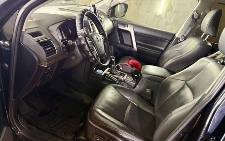 Toyota Land Cruiser Prado 150 рестайлинг 2, 2017 год, 3 900 000 рублей, 11 фотография