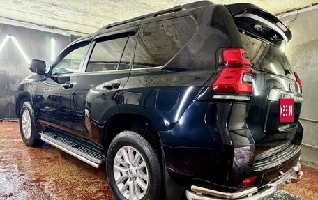 Toyota Land Cruiser Prado 150 рестайлинг 2, 2017 год, 3 900 000 рублей, 5 фотография