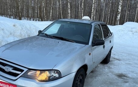 Daewoo Nexia I рестайлинг, 2010 год, 110 000 рублей, 3 фотография