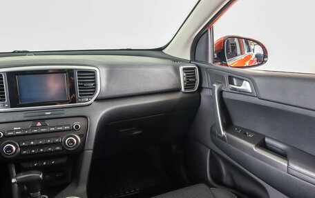 KIA Sportage IV рестайлинг, 2019 год, 2 159 000 рублей, 16 фотография