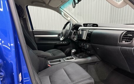 Toyota Hilux VIII, 2015 год, 3 200 000 рублей, 9 фотография