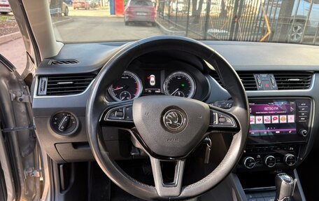 Skoda Octavia, 2018 год, 1 900 000 рублей, 8 фотография