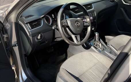 Skoda Octavia, 2018 год, 1 900 000 рублей, 13 фотография