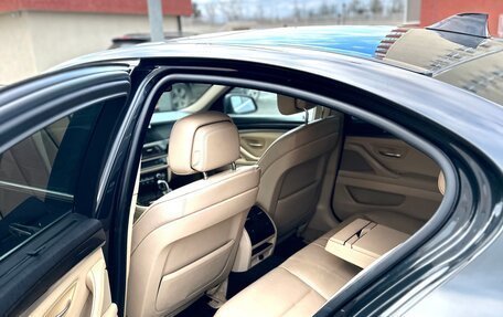 BMW 5 серия, 2010 год, 2 000 000 рублей, 17 фотография