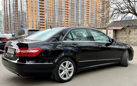 Mercedes-Benz E-Класс, 2010 год, 1 750 000 рублей, 4 фотография