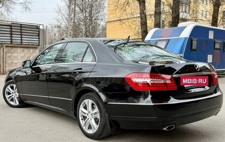 Mercedes-Benz E-Класс, 2010 год, 1 750 000 рублей, 6 фотография
