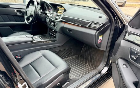 Mercedes-Benz E-Класс, 2010 год, 1 750 000 рублей, 12 фотография