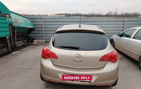 Opel Astra J, 2011 год, 690 000 рублей, 5 фотография