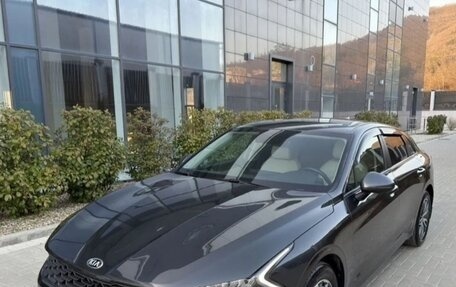 KIA K5, 2022 год, 2 300 000 рублей, 3 фотография