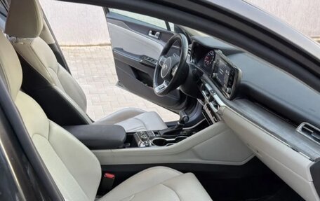 KIA K5, 2022 год, 2 300 000 рублей, 8 фотография