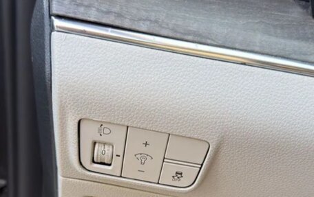 KIA K5, 2022 год, 2 300 000 рублей, 11 фотография