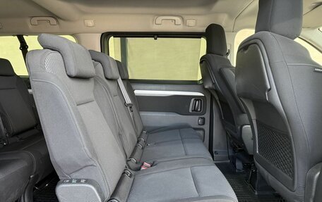 Peugeot Traveller I, 2021 год, 2 999 000 рублей, 9 фотография