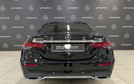 Mercedes-Benz E-Класс, 2022 год, 5 600 000 рублей, 6 фотография