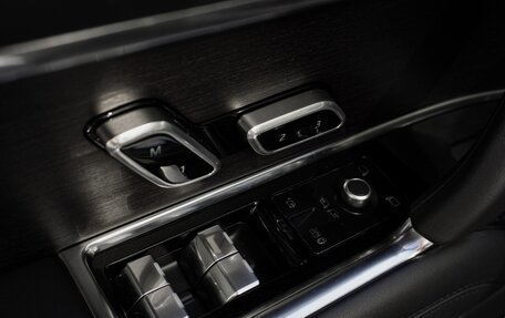 Land Rover Range Rover IV рестайлинг, 2022 год, 19 900 000 рублей, 26 фотография