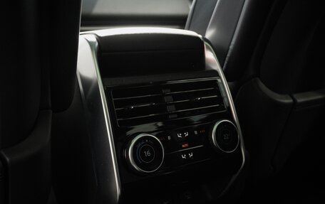 Land Rover Range Rover IV рестайлинг, 2022 год, 19 900 000 рублей, 31 фотография