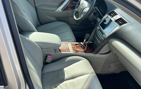 Toyota Camry, 2008 год, 1 100 000 рублей, 4 фотография