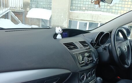 Mazda Axela, 2011 год, 880 000 рублей, 17 фотография