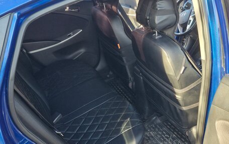 Hyundai Solaris II рестайлинг, 2012 год, 860 000 рублей, 9 фотография