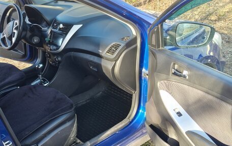 Hyundai Solaris II рестайлинг, 2012 год, 860 000 рублей, 6 фотография