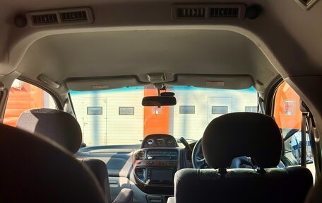 Mitsubishi Delica IV, 2001 год, 1 700 000 рублей, 26 фотография