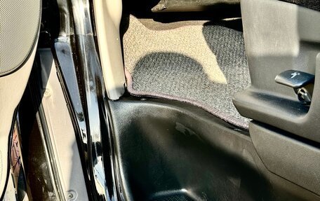 Mitsubishi Delica IV, 2001 год, 1 700 000 рублей, 38 фотография