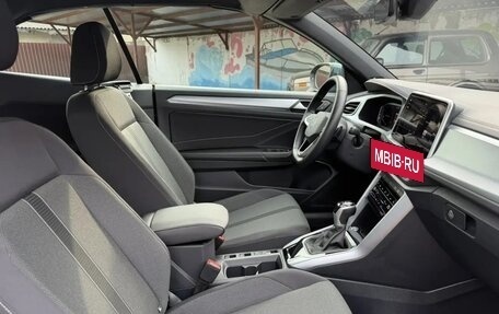 Volkswagen T-Roc I, 2022 год, 2 742 000 рублей, 19 фотография