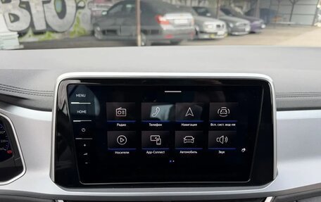 Volkswagen T-Roc I, 2022 год, 2 742 000 рублей, 27 фотография