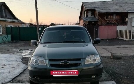 Chevrolet Niva I рестайлинг, 2017 год, 815 000 рублей, 3 фотография