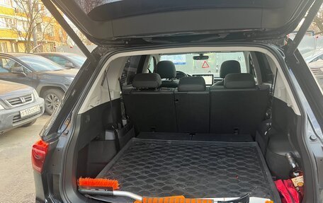 Volkswagen Tiguan II, 2023 год, 4 200 000 рублей, 7 фотография