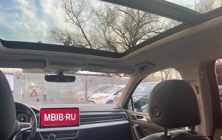 Volkswagen Tiguan II, 2023 год, 4 200 000 рублей, 10 фотография