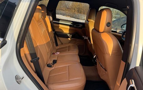 Porsche Cayenne III, 2013 год, 2 690 000 рублей, 11 фотография