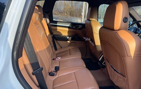 Porsche Cayenne III, 2013 год, 2 690 000 рублей, 9 фотография