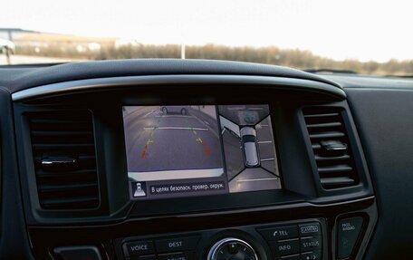 Nissan Pathfinder, 2016 год, 1 595 000 рублей, 14 фотография