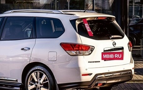 Nissan Pathfinder, 2016 год, 1 595 000 рублей, 10 фотография