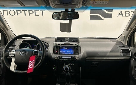 Toyota Land Cruiser Prado 150 рестайлинг 2, 2015 год, 3 999 000 рублей, 16 фотография