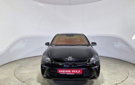 KIA Rio IV, 2018 год, 1 390 000 рублей, 2 фотография