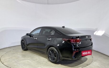 KIA Rio IV, 2018 год, 1 390 000 рублей, 11 фотография