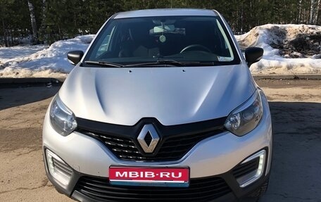 Renault Kaptur I рестайлинг, 2018 год, 1 550 000 рублей, 1 фотография