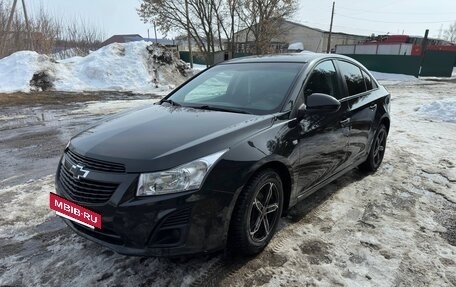 Chevrolet Cruze II, 2012 год, 690 000 рублей, 2 фотография